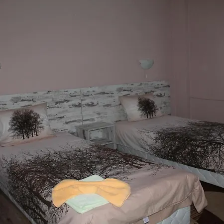 Семеен Хотел 
